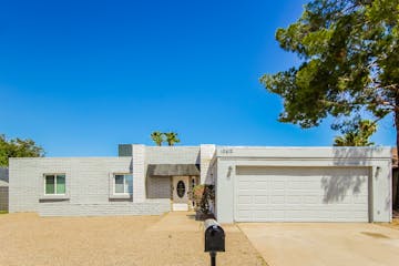 10412 W Calle De Edens Phoenix, AZ 85037